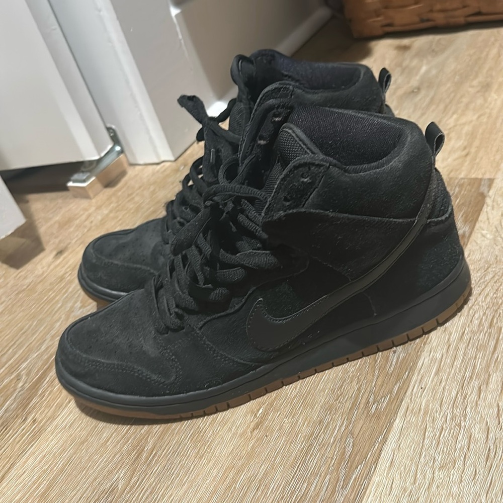 Nike SB Dunk High Black and Gum size 10